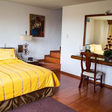 Отель Casa De La Loma Морелия Экстерьер фото
