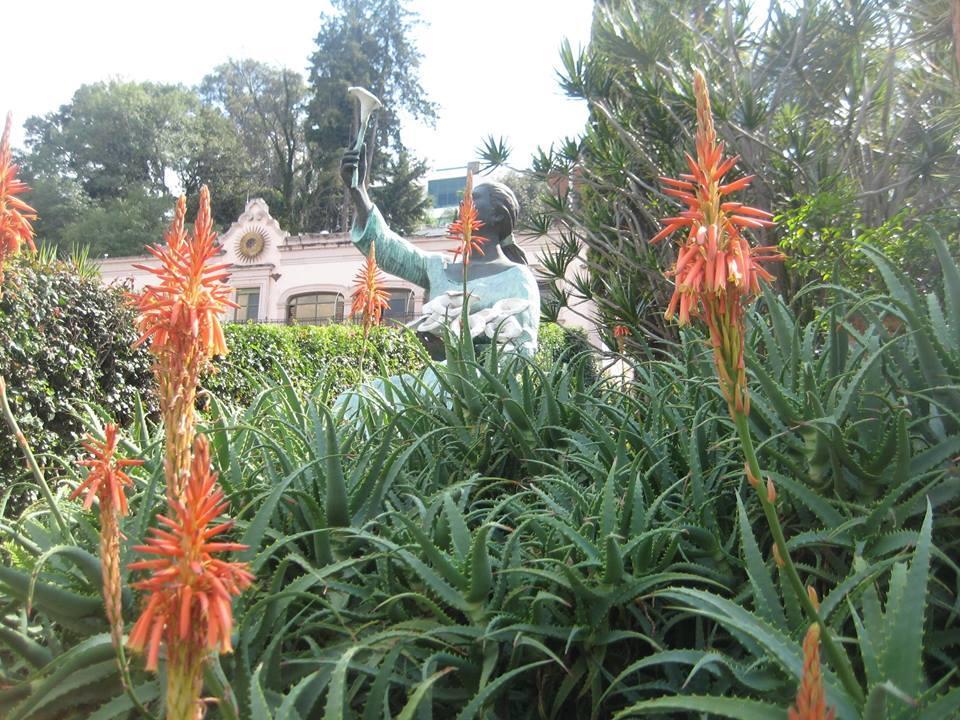 Отель Casa De La Loma Морелия Экстерьер фото