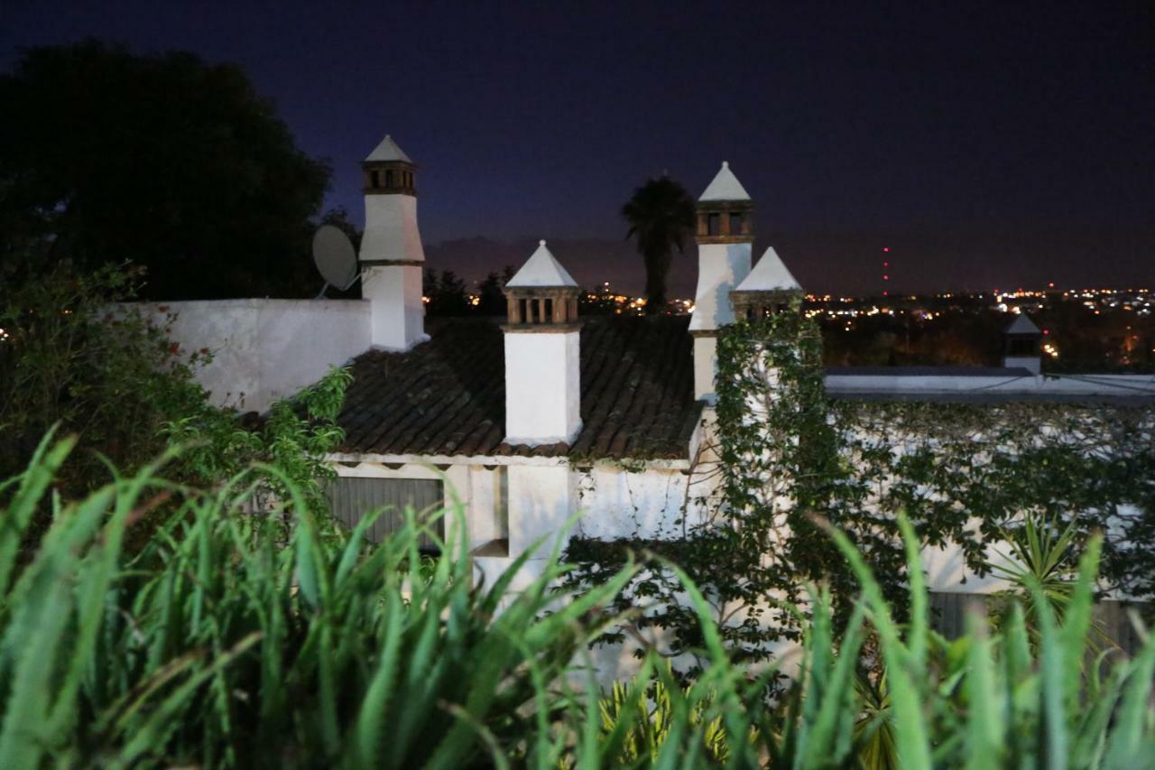 Отель Casa De La Loma Морелия Экстерьер фото